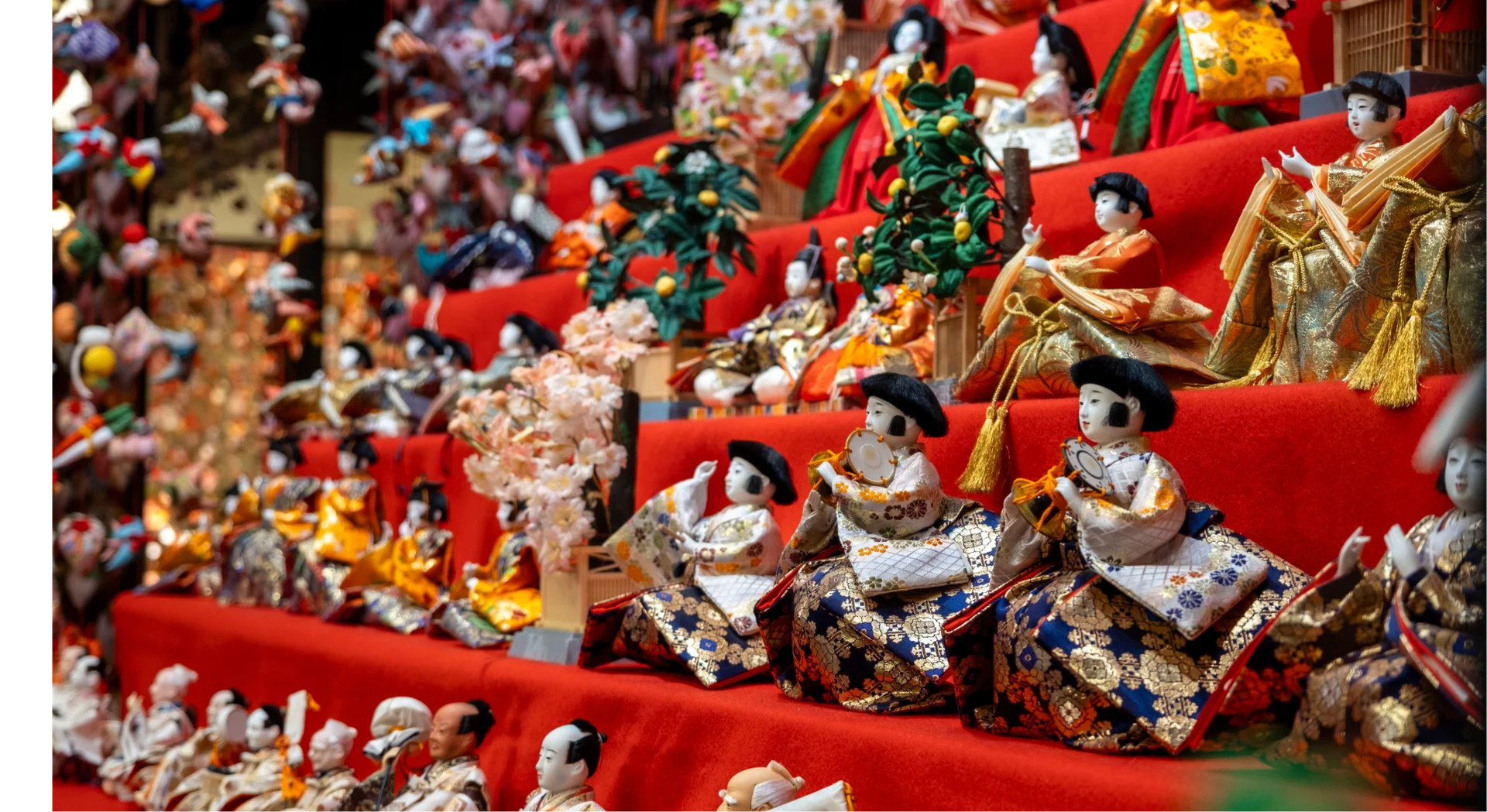 Заглянете в ремесленные мастерские Отару, где до сих пор жива атмосфера купечества XIX века